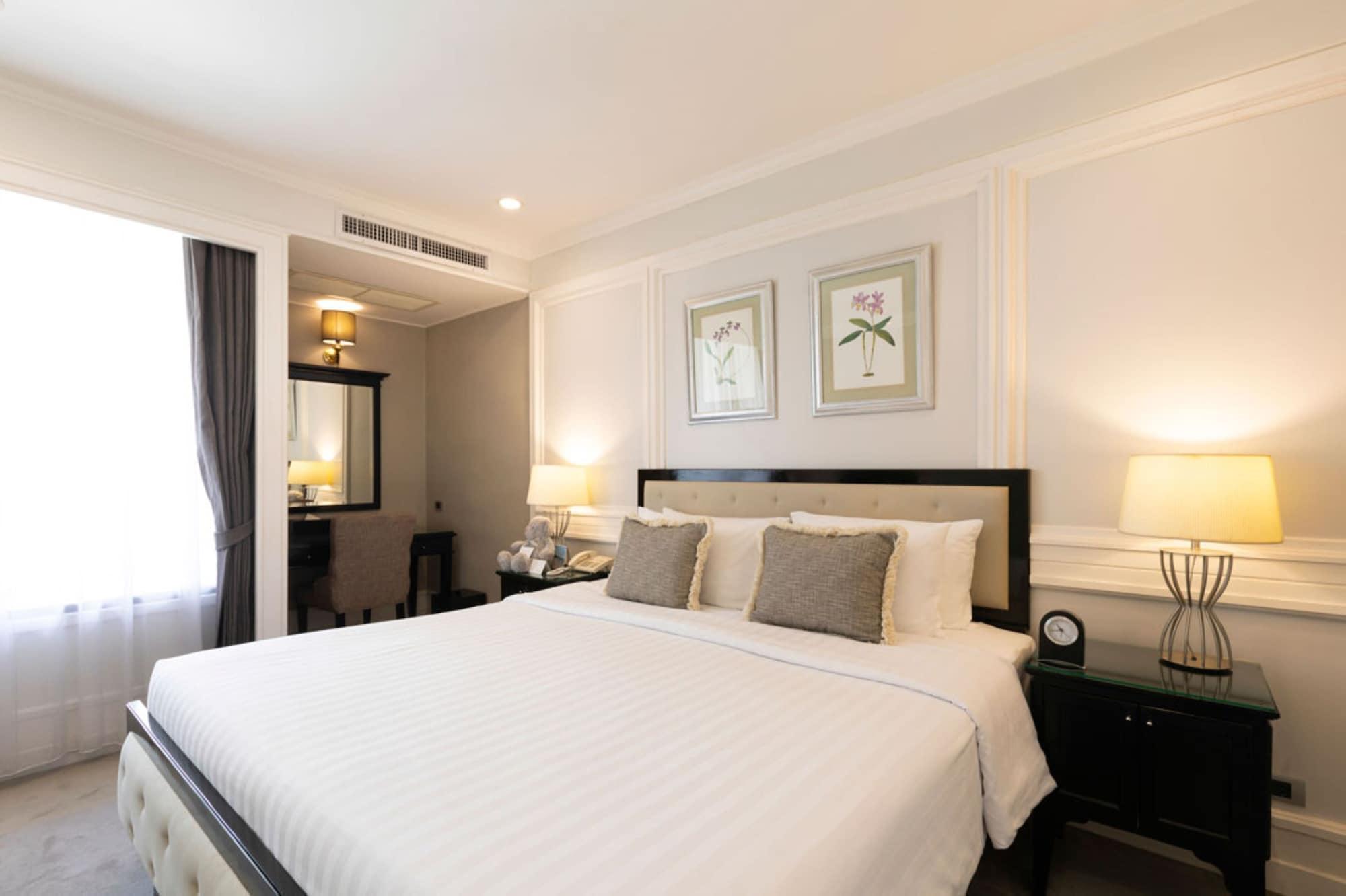 Cape House Langsuan Hotel Bangkok Extérieur photo Deluxe Room