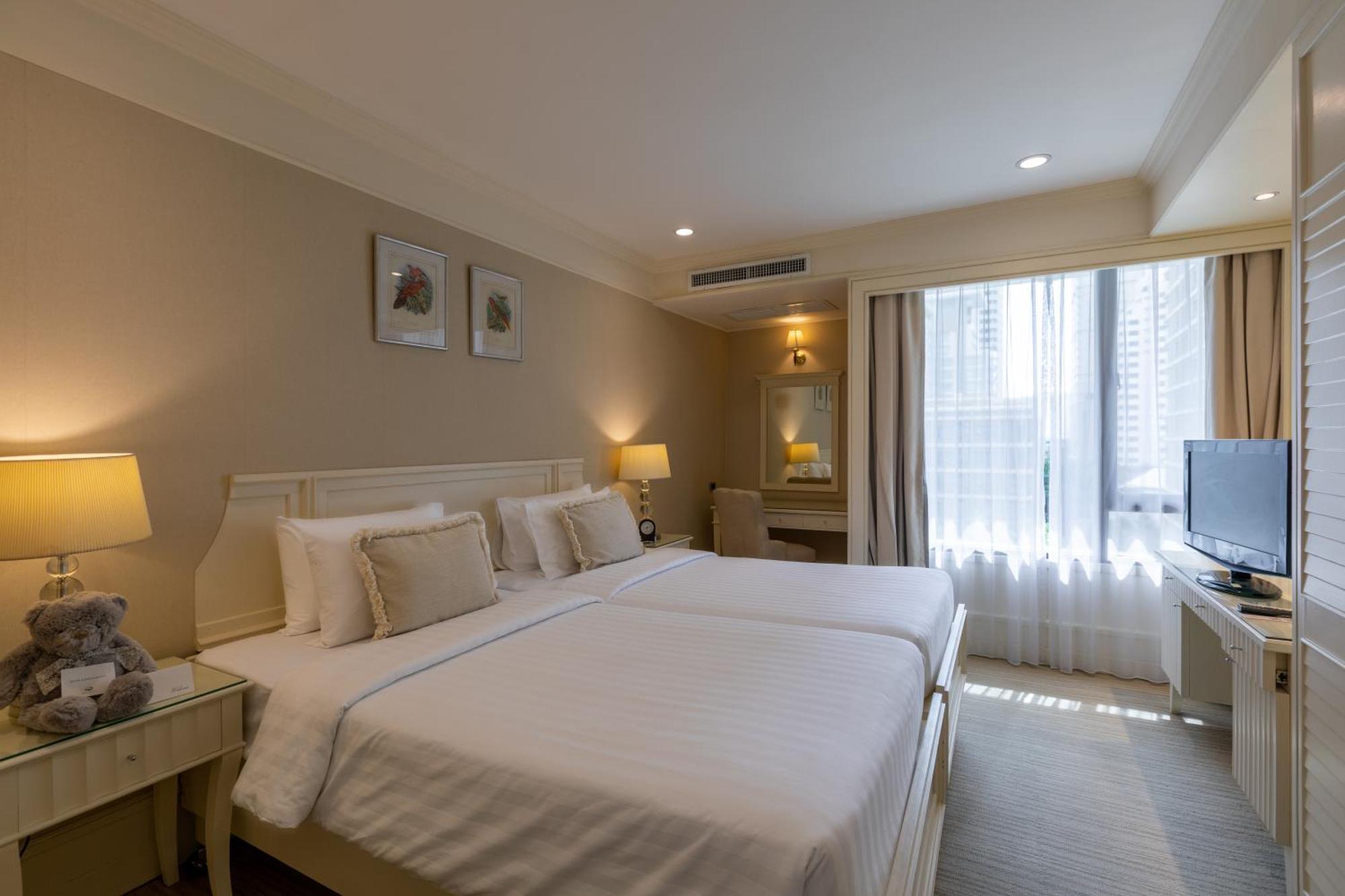 Cape House Langsuan Hotel Bangkok Extérieur photo Deluxe Room